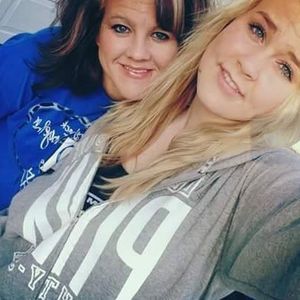 Meet your Posher, Sandy