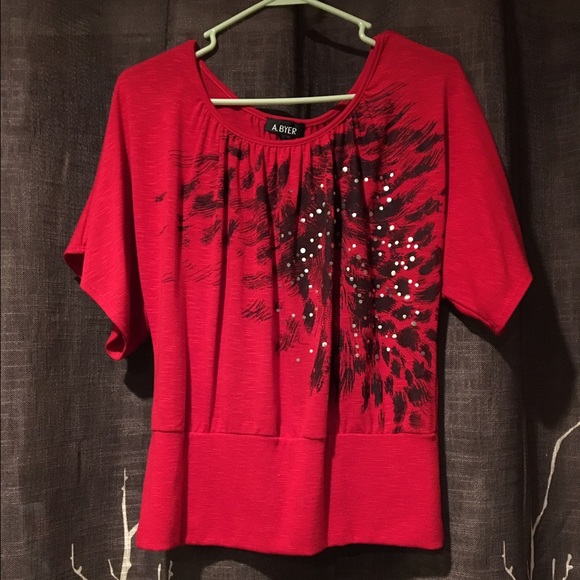 Red cheetah print top