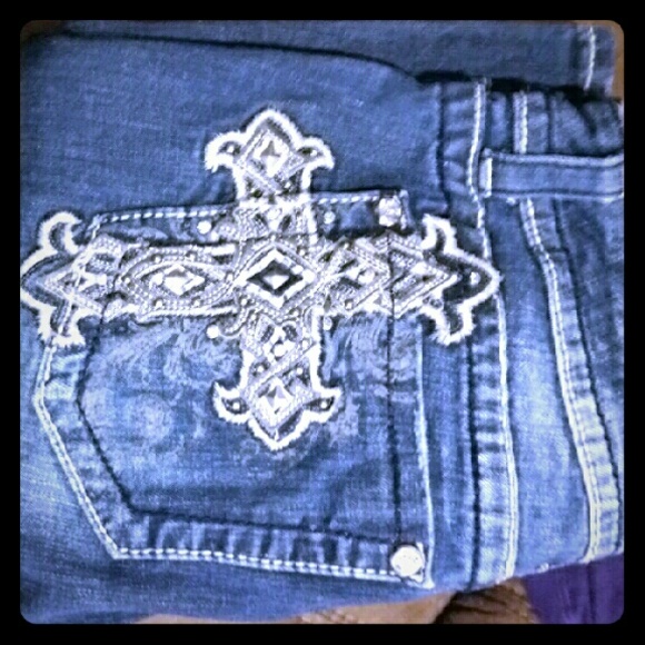 Miss Me Jeans with jewel cross-bootcut