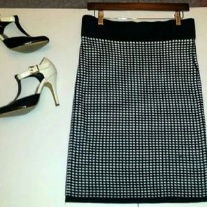 Black & White ANN TAYLOR  skirt
