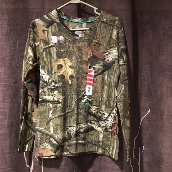 Long sleeve camouflage tee shirt