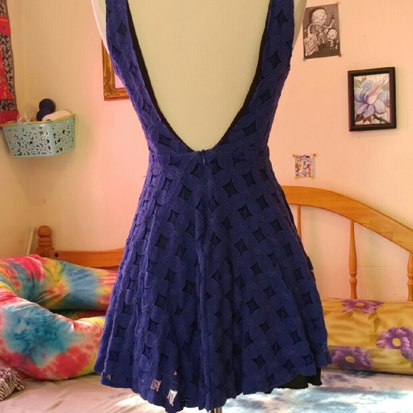 🚨🚨Finn & clover blue lace dress🚨🚨Flash sale - Picture 3 of 4
