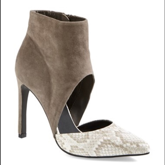 Steve Madden 'Vyceroyy' Pump - WORN TWICE!