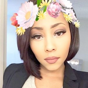 Meet your Posher, Christie