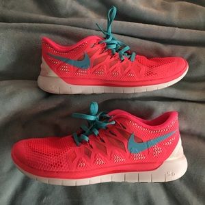 nike free 5.0 sneakers