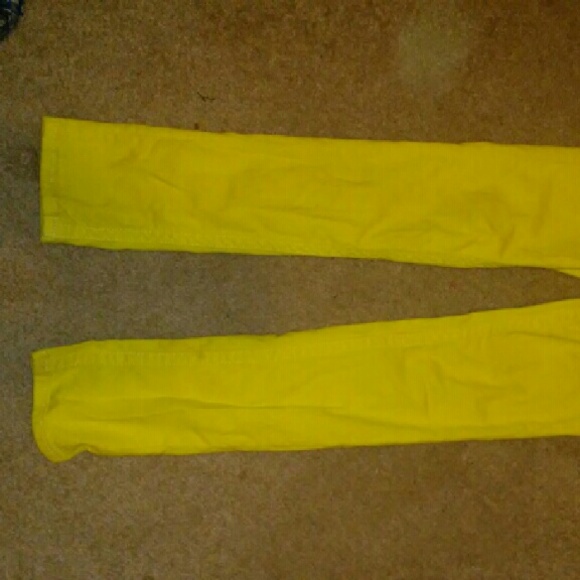 Pants - Picture 3 of 4