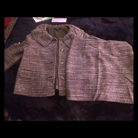 Ladies skirt suit