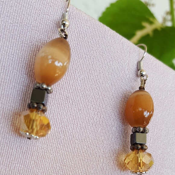 Raven - Picture 2 of 3