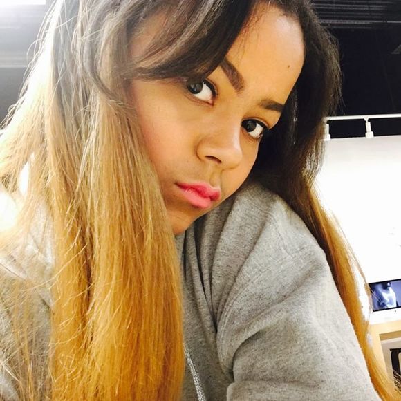 Meet your Posher, Felicia