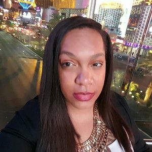 Meet your Posher, Mallory