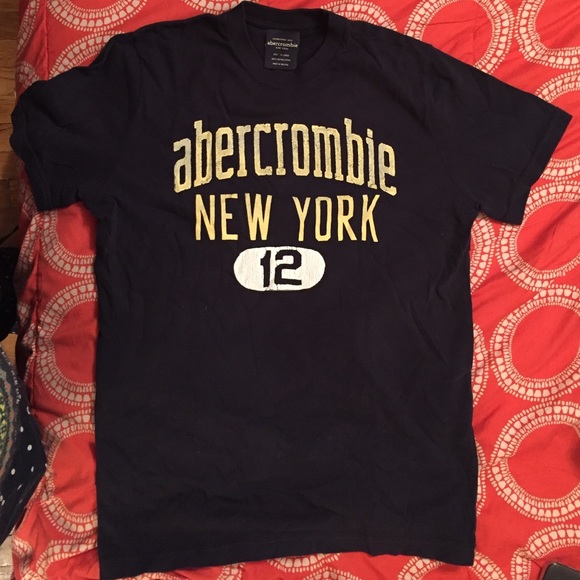 Abercrombie & Fitch navy blue t-shirt Boys