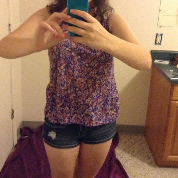 Tank top - Picture 3 of 4