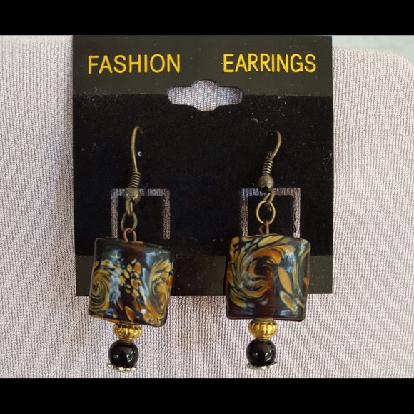 Swirl 💈 - Picture 2 of 3