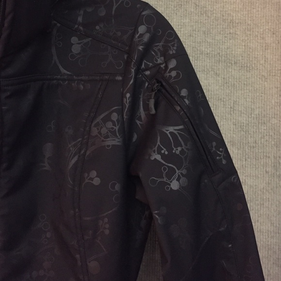 Outdoor Research "Covet" Soft Shell - Picture 4 of 4