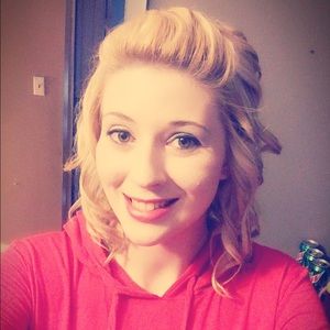 Meet your Posher, Meagan