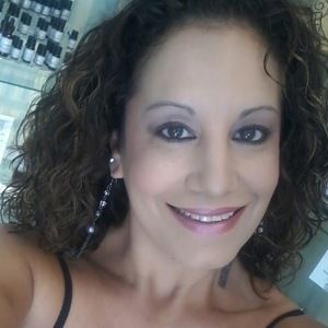 Meet your Posher, Yvette