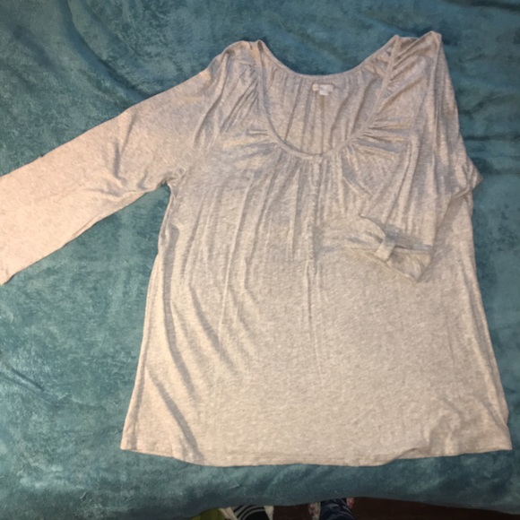 Old Navy Gray Flowy shirt