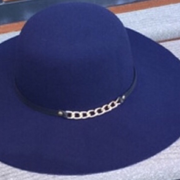 🦋Wool Blend Floppy Chain Detail Chic Hats🦋 - Picture 5 of 6