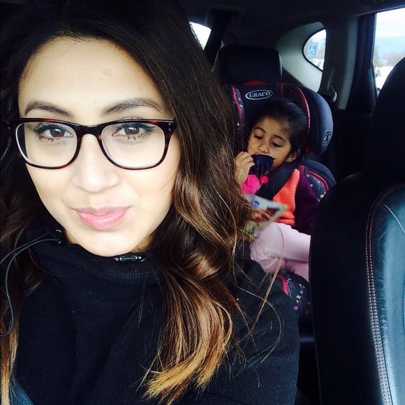 Meet your Posher, Liliana