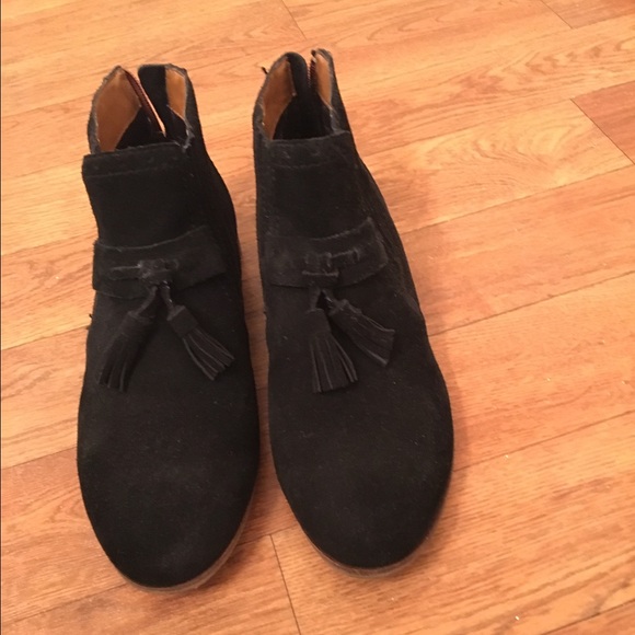 Dolce Vita suede boots