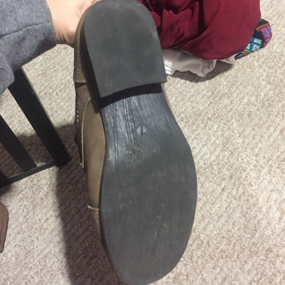 boots - Picture 3 of 4