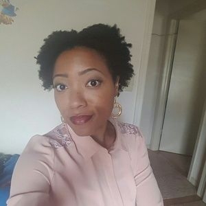 Meet your Posher, Brooke