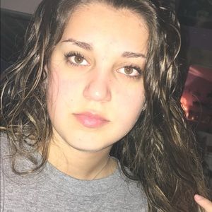 Meet your Posher, Lexi