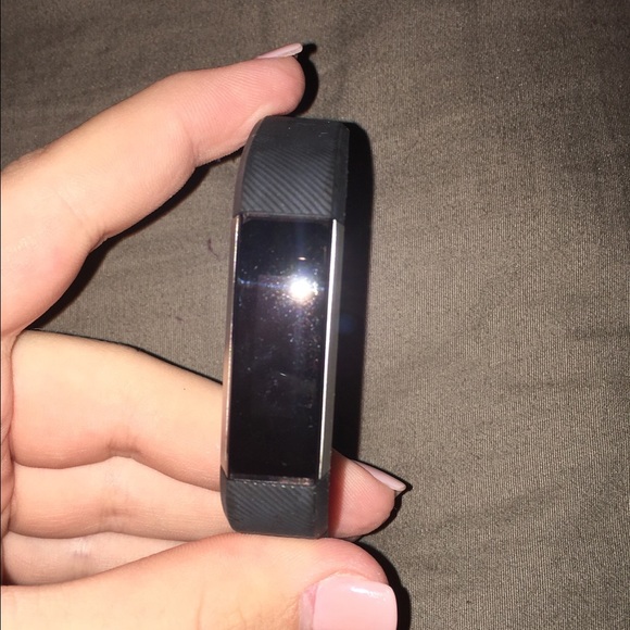 Fitbit Alta - Picture 2 of 2