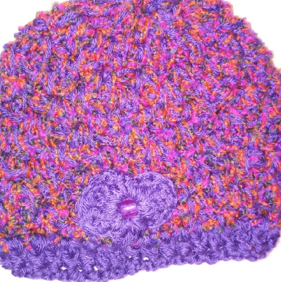 Hand Made Knitted Hats!! *SOLD*