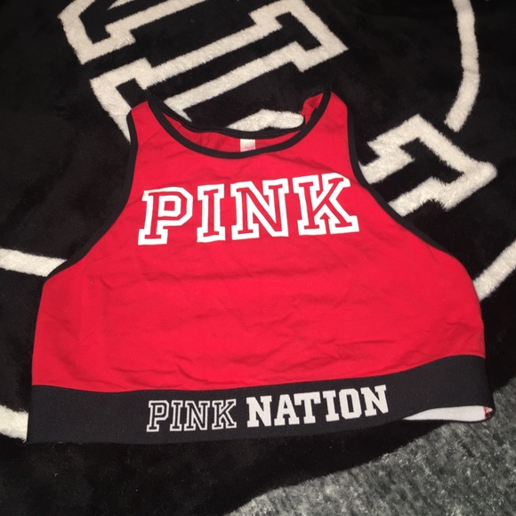 Love pink sports bra