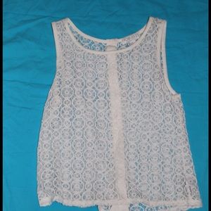 WHITE FLORAL CUT OUT TANK