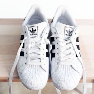 Adidas Superstar Sneakers