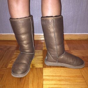 UGG gold classic boots