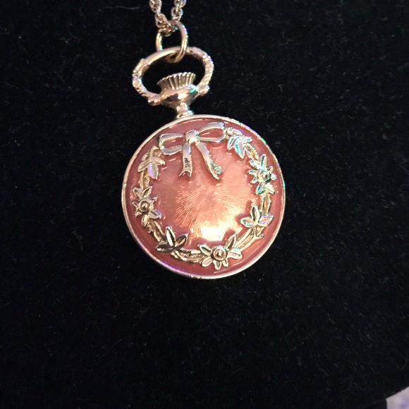 Joan Rivers One of a kind necklace . - Picture 1 of 3