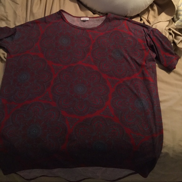 Medium LuLaRoe Irma