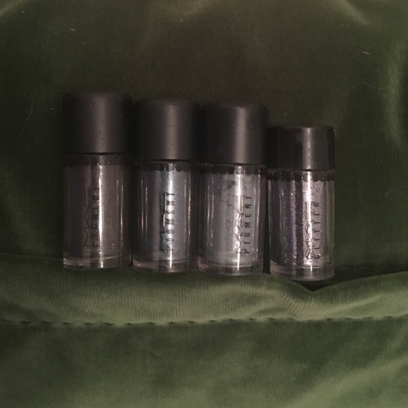 3 M.A.C pigments, 1 M.A.C glitter Authentic MAC