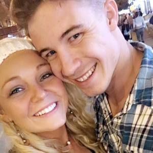 Meet your Posher, Hunter