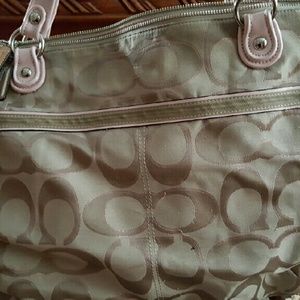 Coach shoulder bag