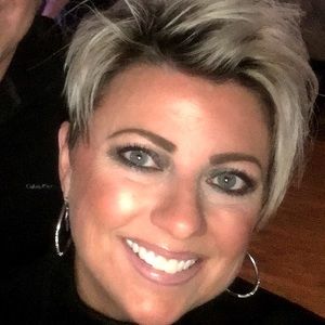 Meet your Posher, Lynn