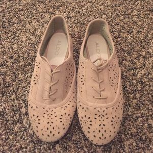Aldo Vintage Lace-up Flats