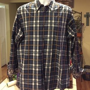 JOE ABBOUD Dress Shirt.