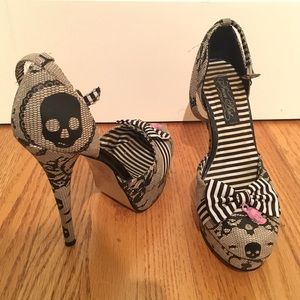 Iron Fist Lace Skull Heels