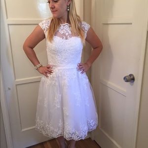 Wedding dress