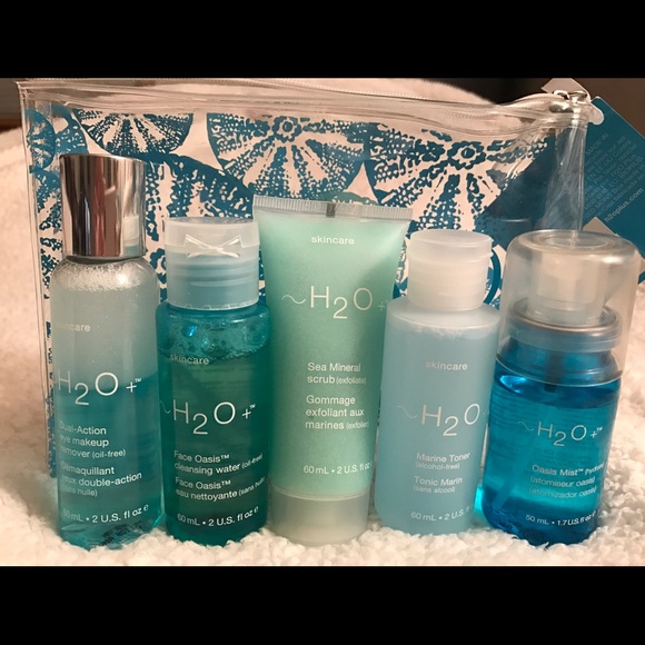 H2O+ Sea-Derived Skincare Must-Haves Travel Pack