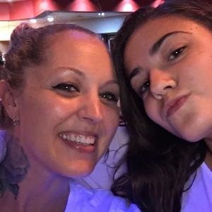 Meet your Posher, Desiree