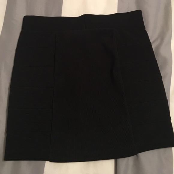 Perfect stretchy New Year's Eve black mini skirt!