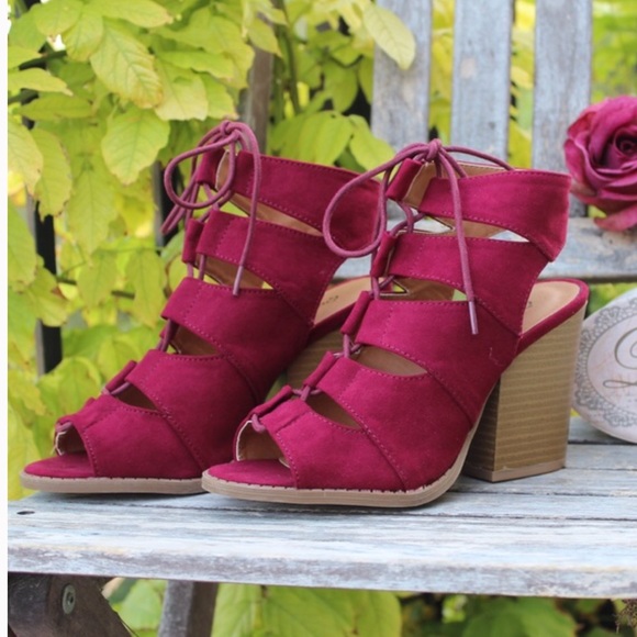 Qupid Shoes - Caged Lace-up Stacked Heel Sandal