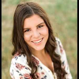 Meet your Posher, Shiane