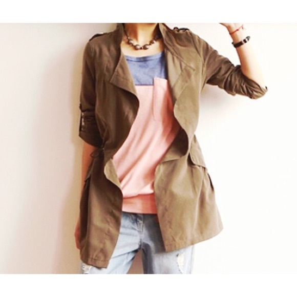 NWT Trench Coat - Picture 2 of 4