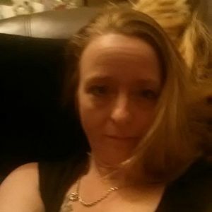 Meet your Posher, Becky